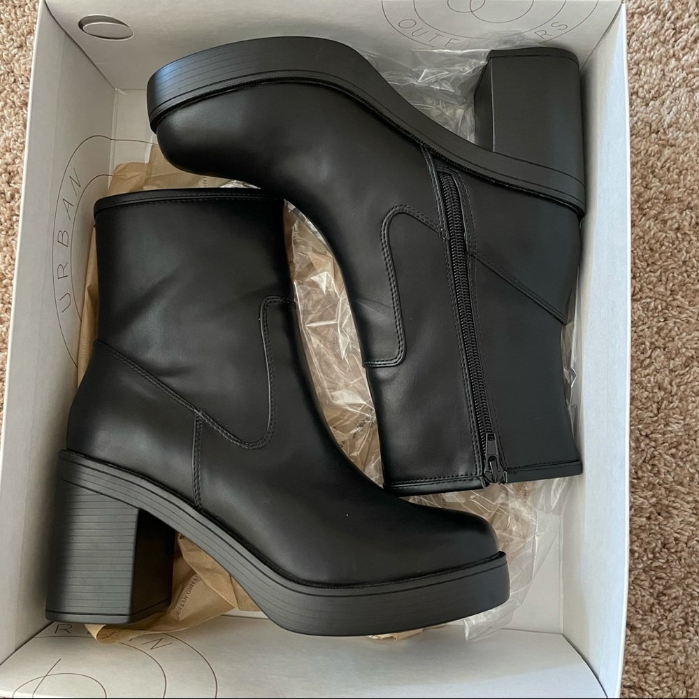 SOLD Chunky Boots